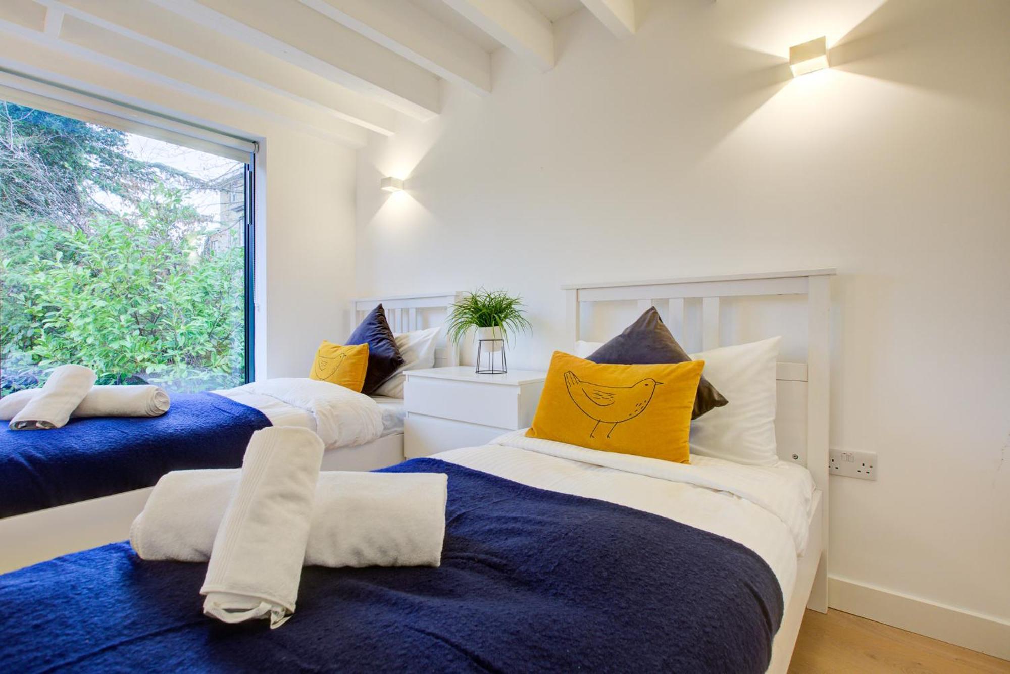 Neoteric Wimbledon Village Ferienhaus London