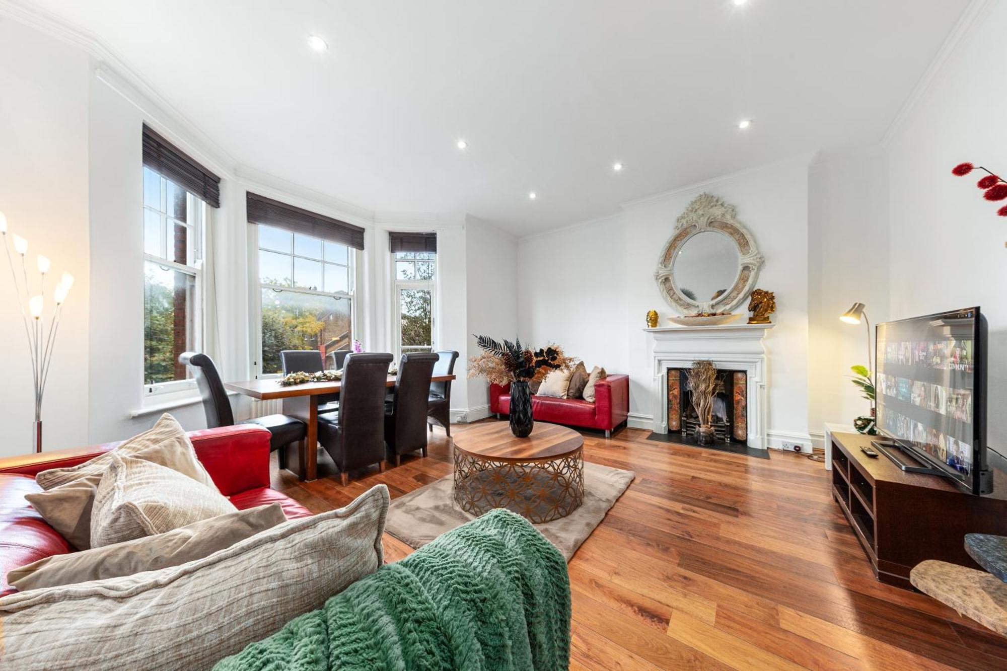 3 Bedroom Sloane Square Kings Road Chelsea Bm1