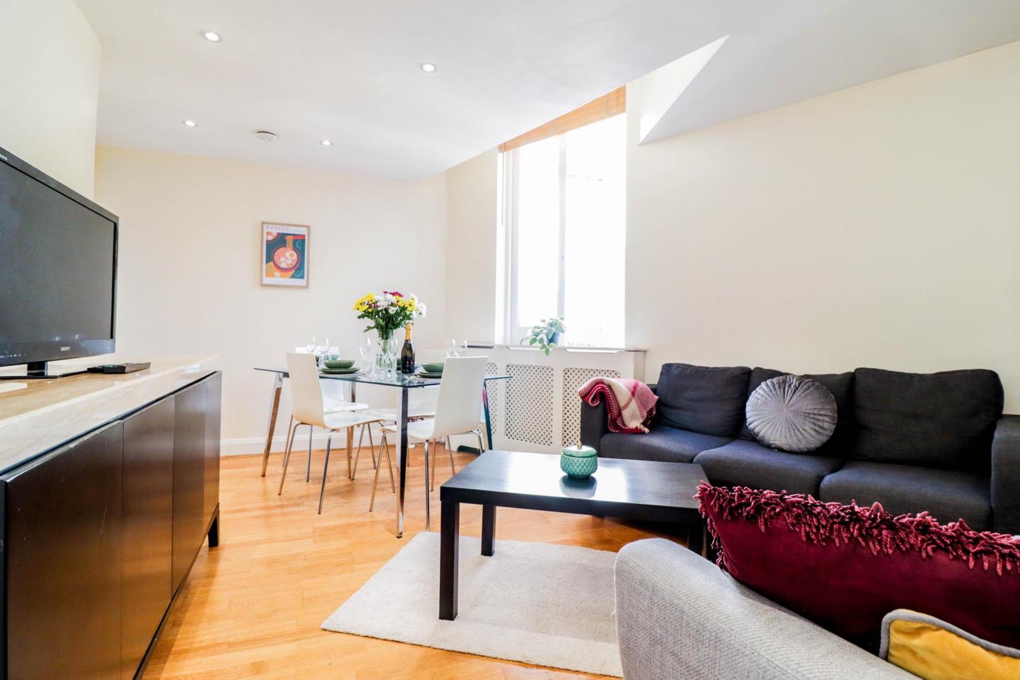 Spacious 4-bed In St.john's Wood * London