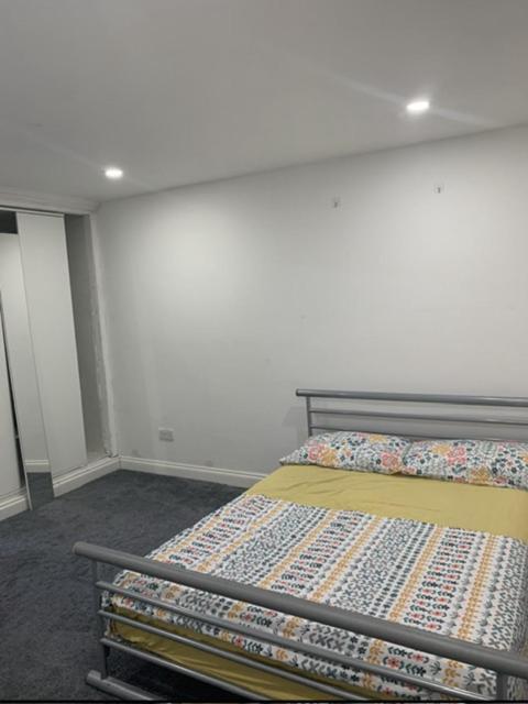 949 Brighton Road Purley
