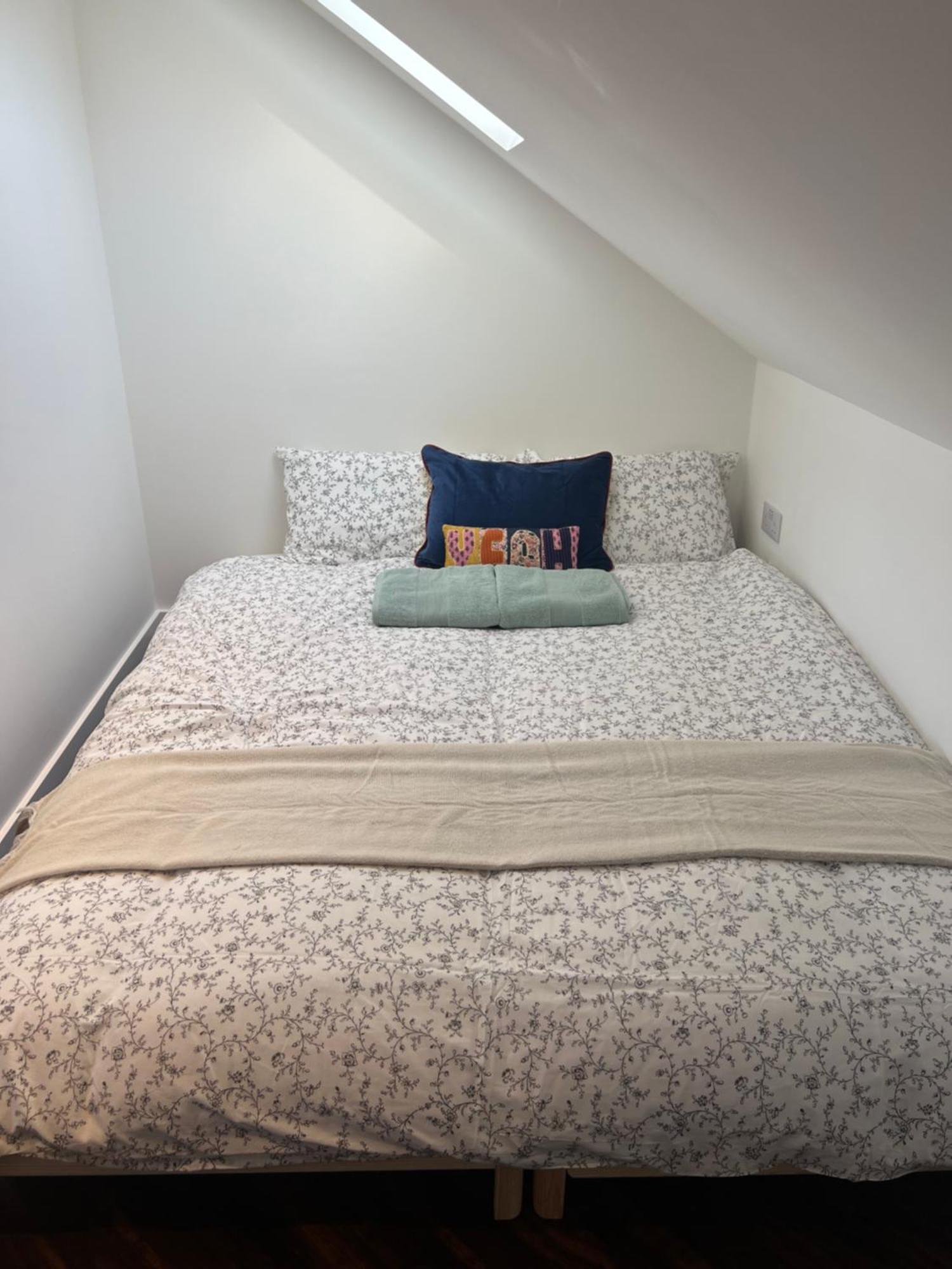 Apartment Spacious Battersea And London