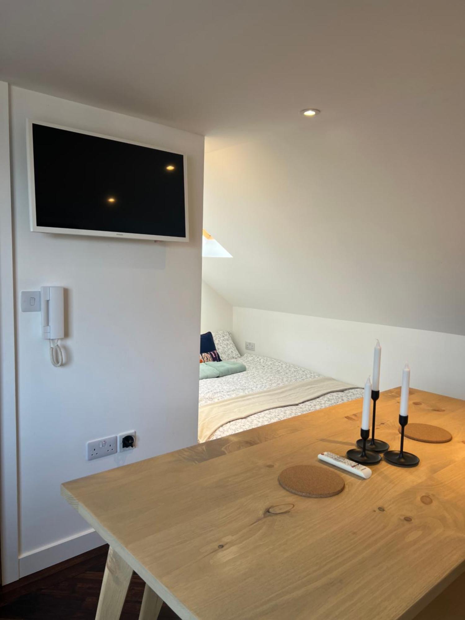 Apartment Spacious Battersea And London