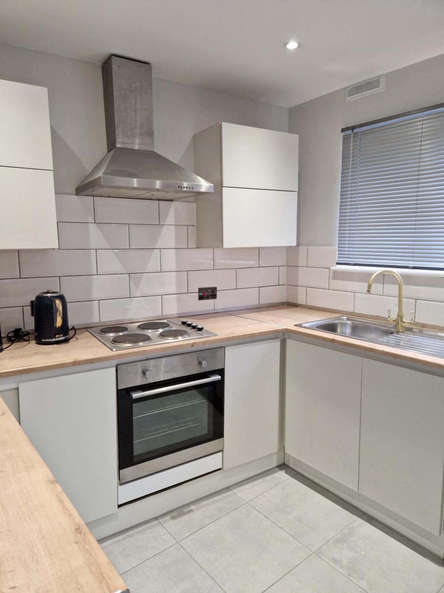 Stylish 2 Bed Home- Short Walk To Tottenham Stadium/stations Ferienhaus