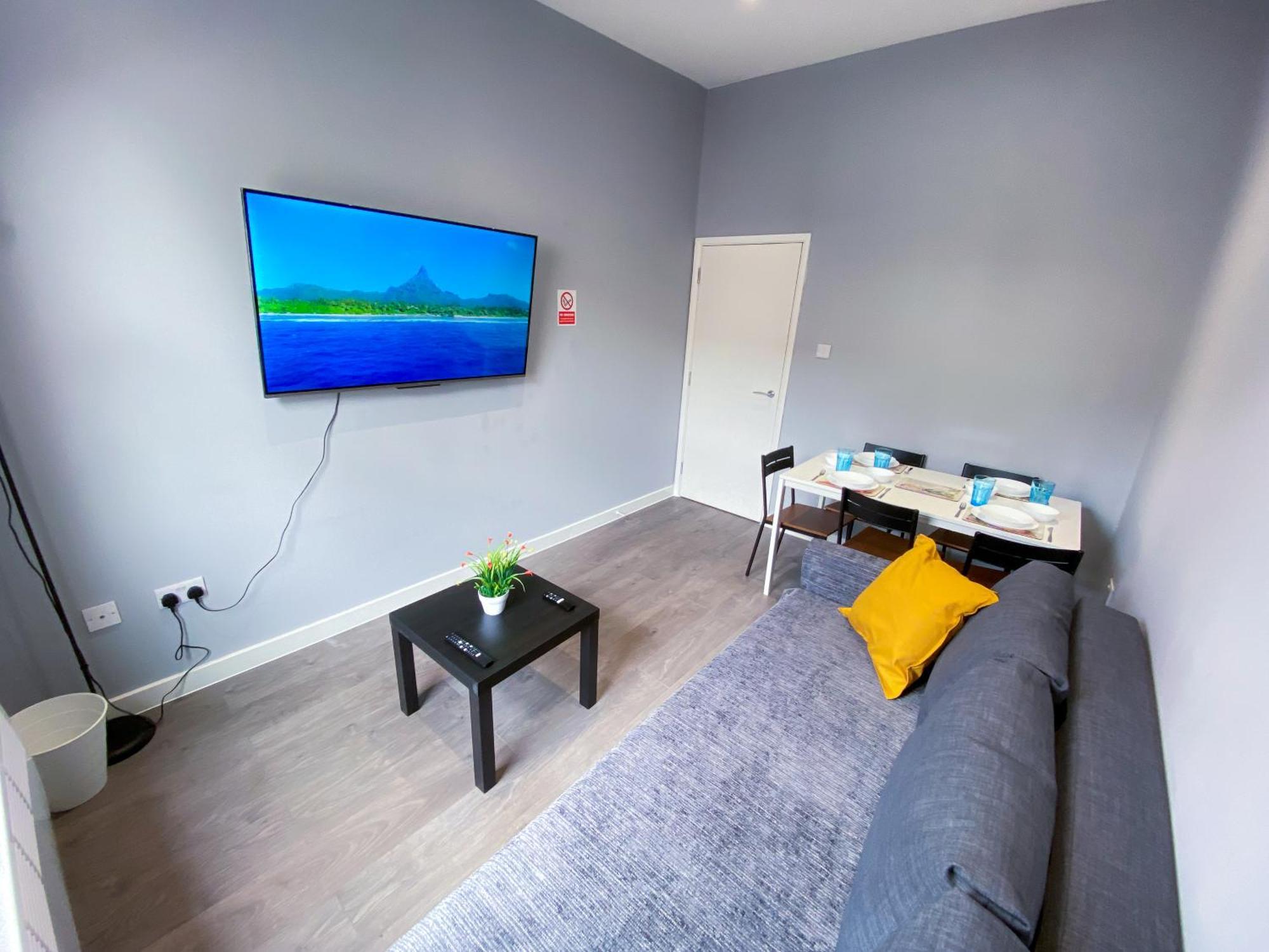 Modern 1 Bedroom Flat In Wood Appartement