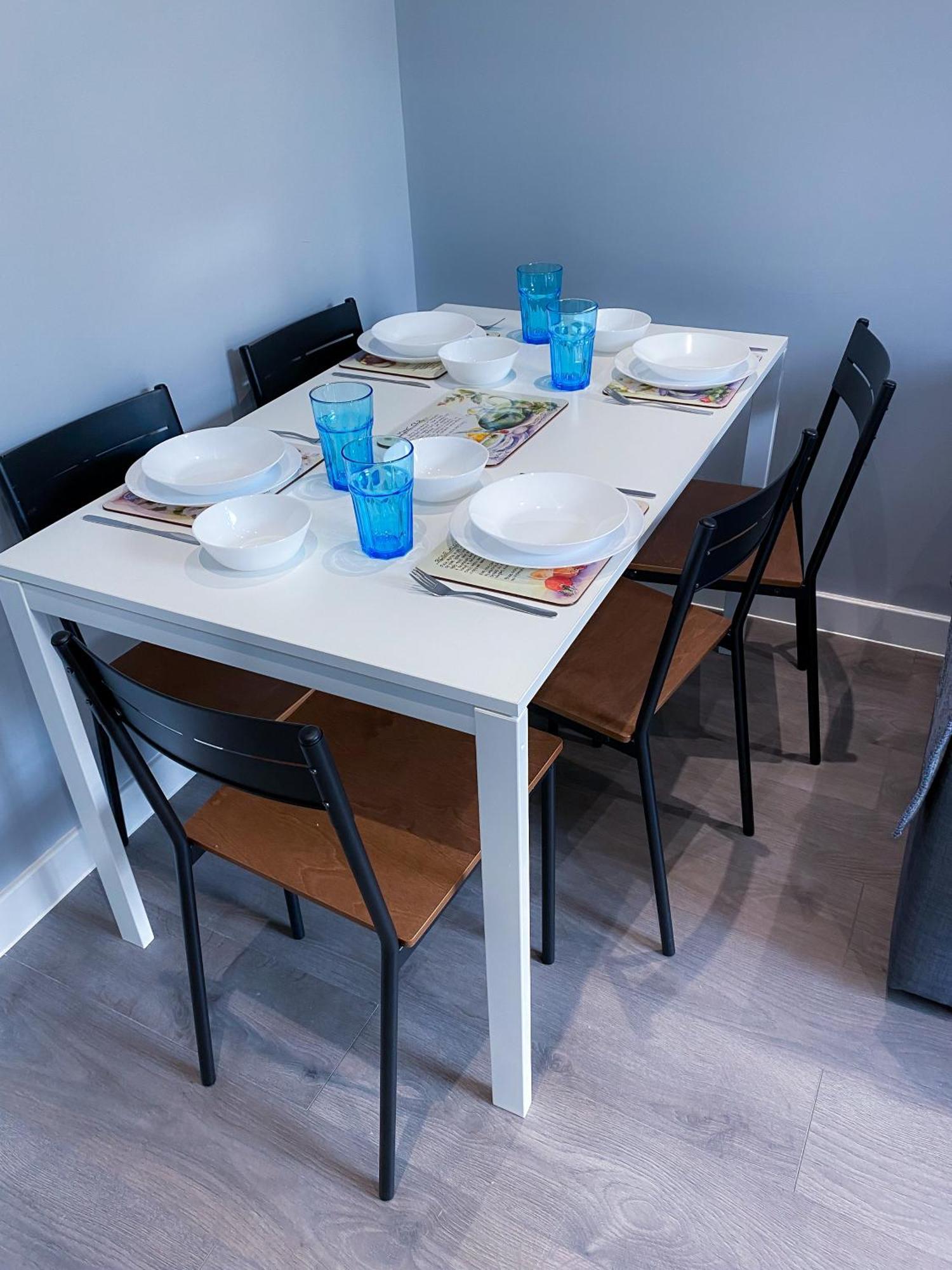 Modern 1 Bedroom Flat In Wood * Londen