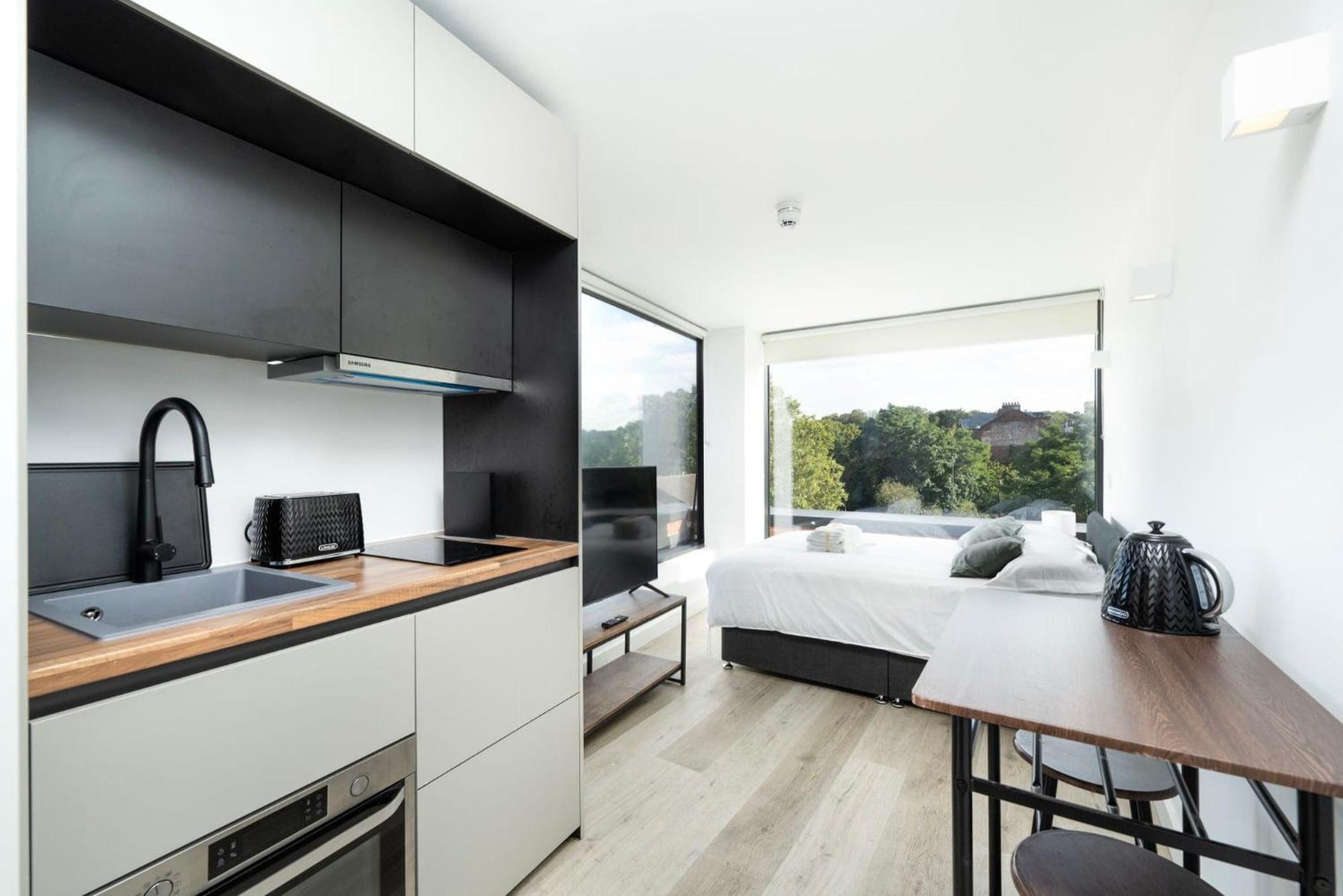 Modern Living At Antigallican In * Londres