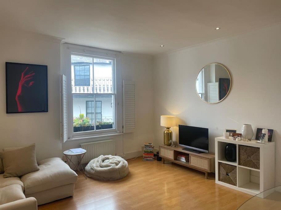 Spacious 1-bedroom In Belsize Village Apartamento *