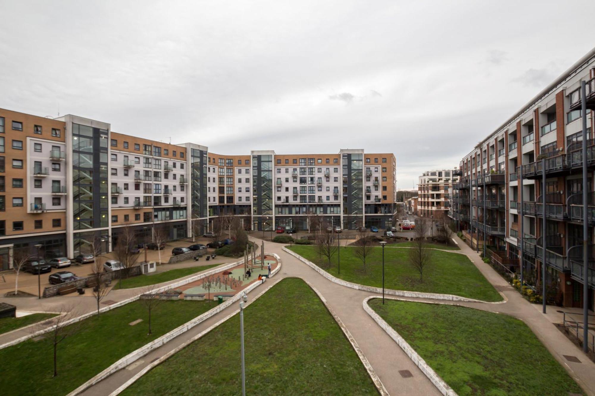 Apartment Splendid 2 Bdr With Panoramic View, Acton