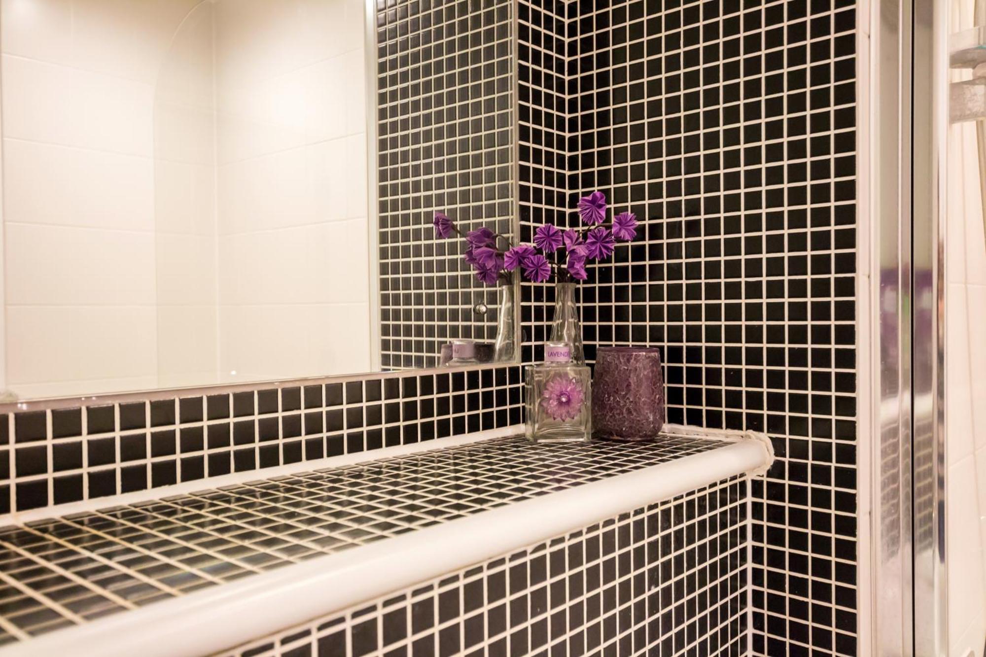 Splendid 2 Bdr With Panoramic View, Acton Apartment London