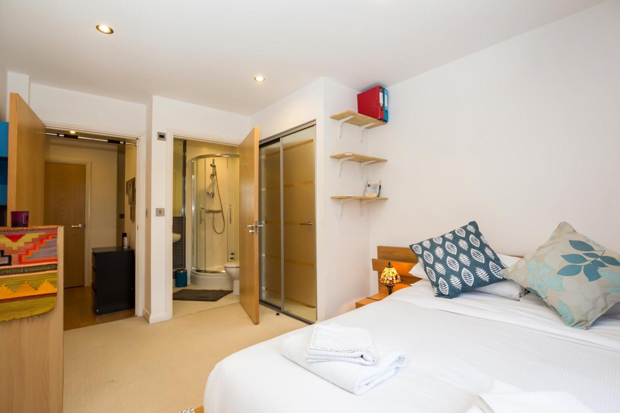 Splendid 2 Bdr With Panoramic View, Acton London