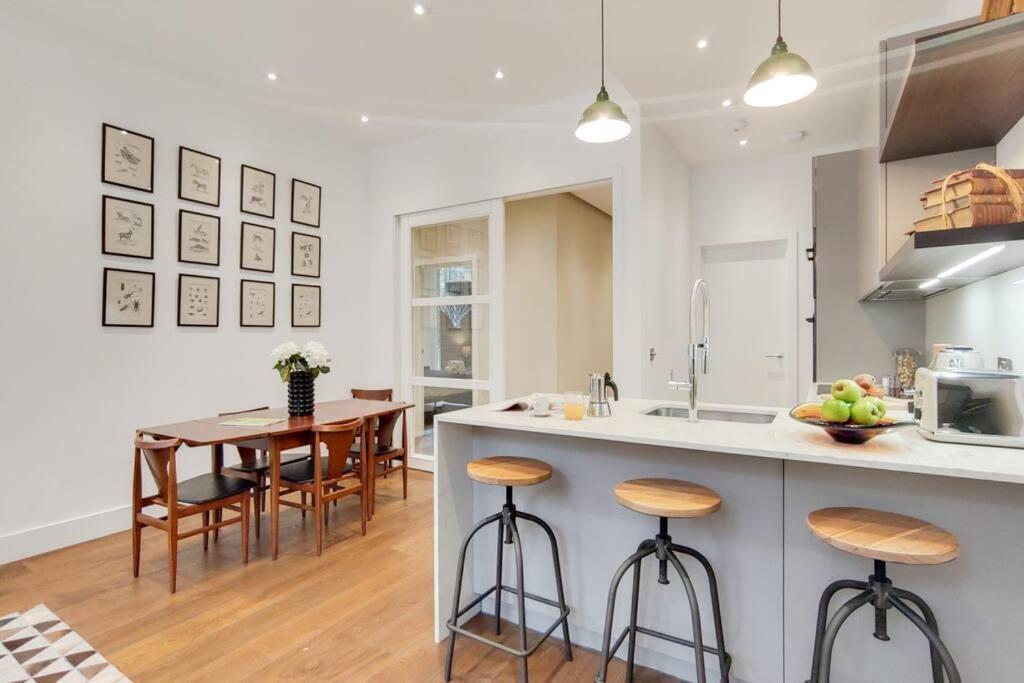8 Borough - Modern & Elegant 2-bed, 2-bath Apartment