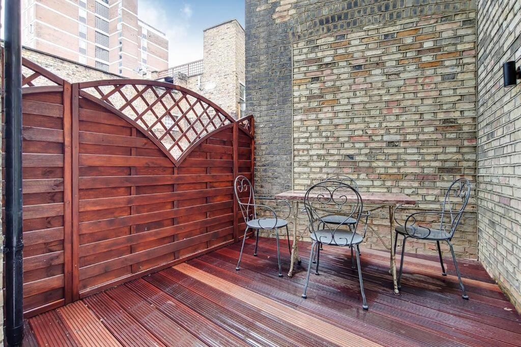 8 Borough - Modern & Elegant 2-bed, 2-bath London