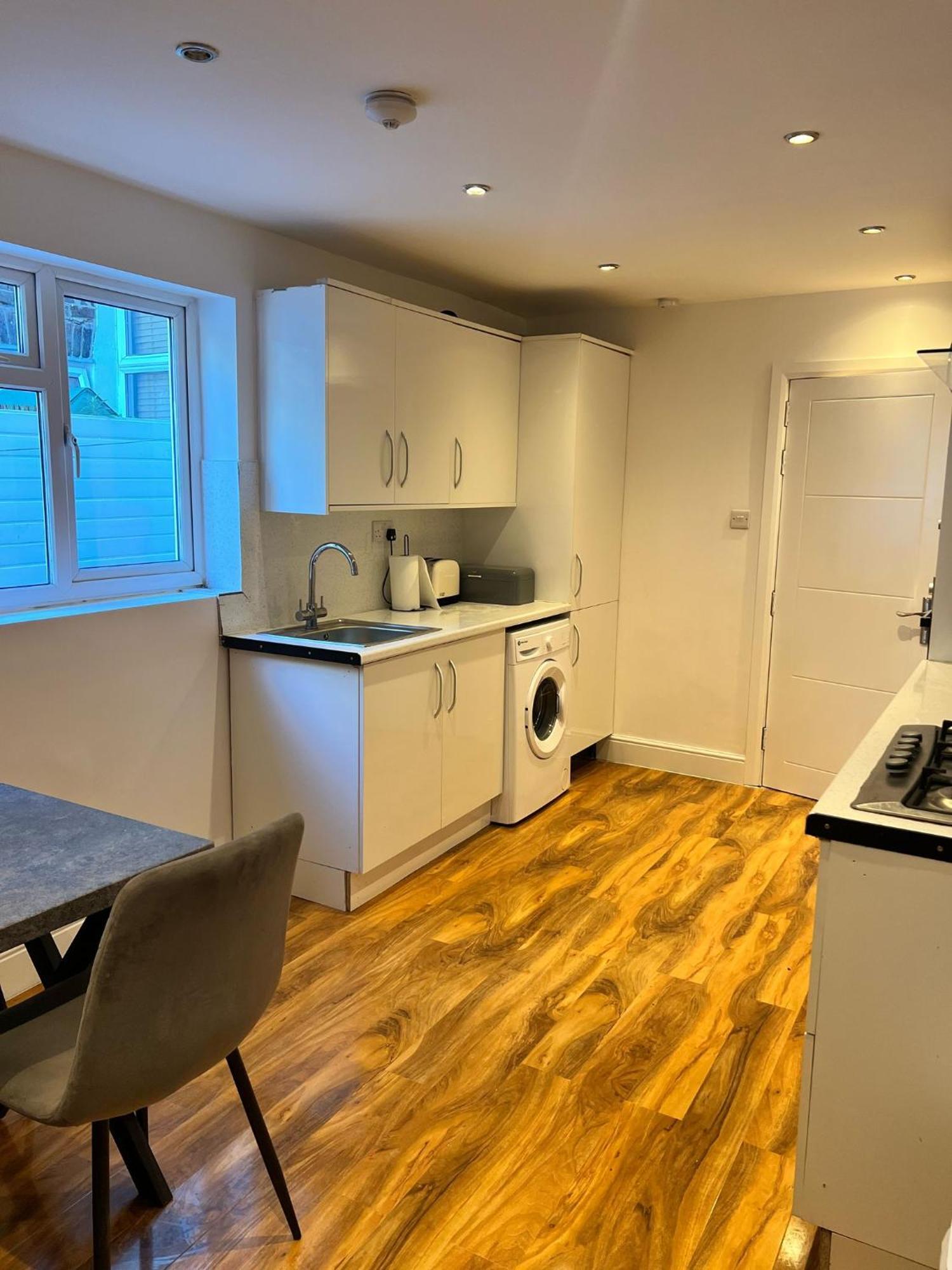 93 West Road *