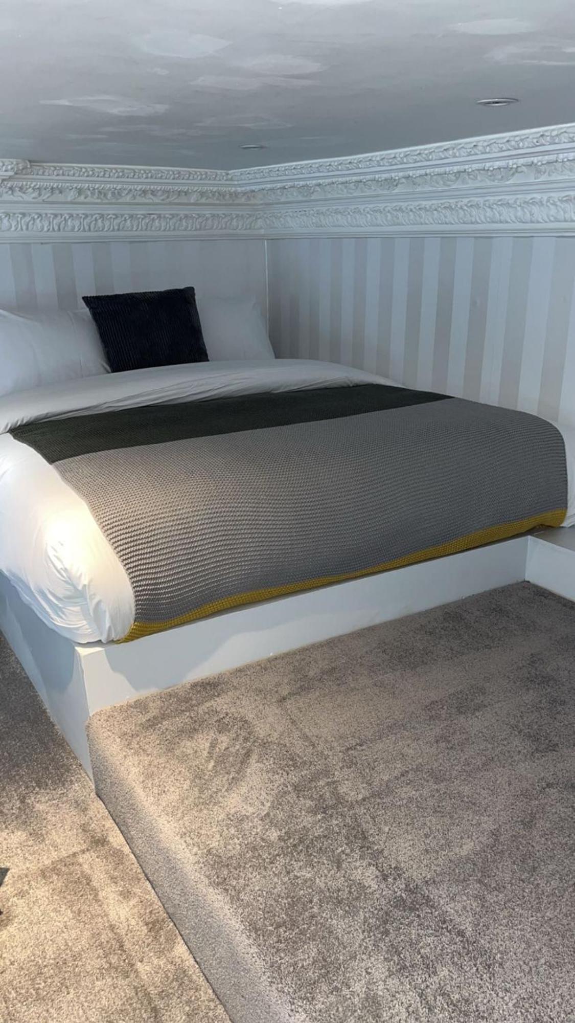 Kensington - Mezzanie Stylish Flat Apartment London