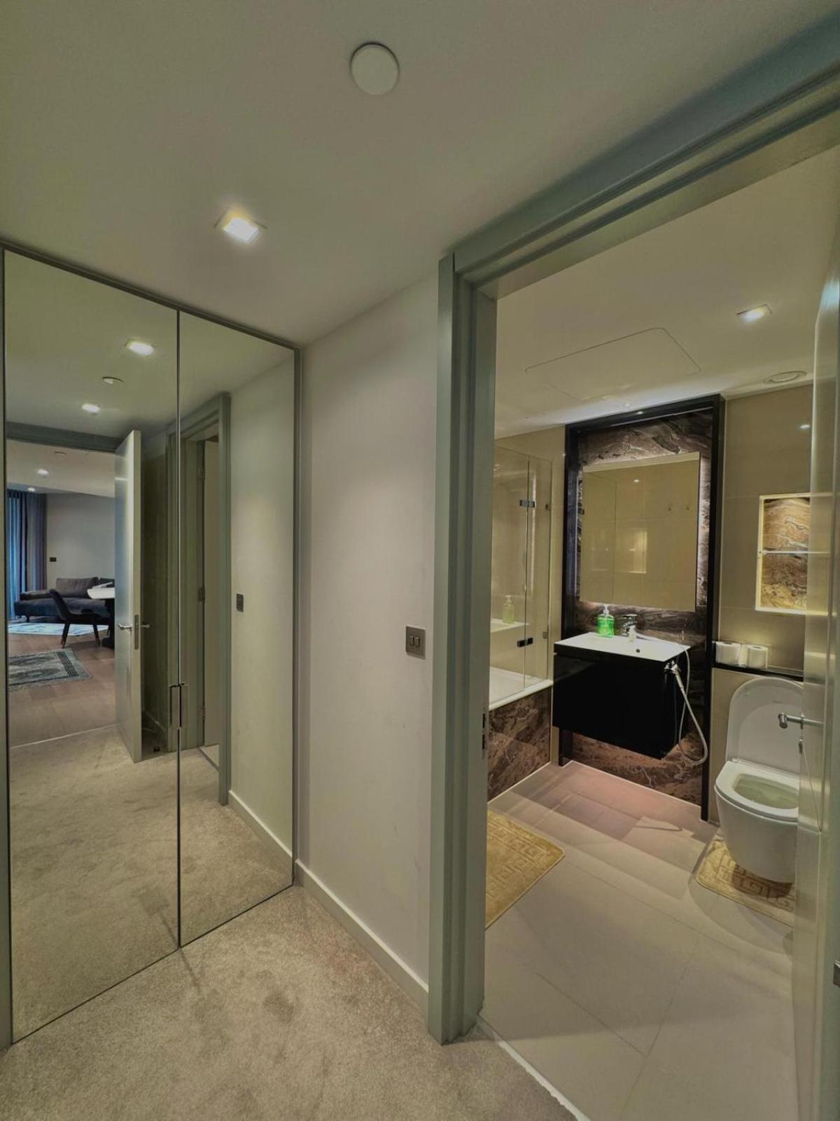 Oxford Street Apartment