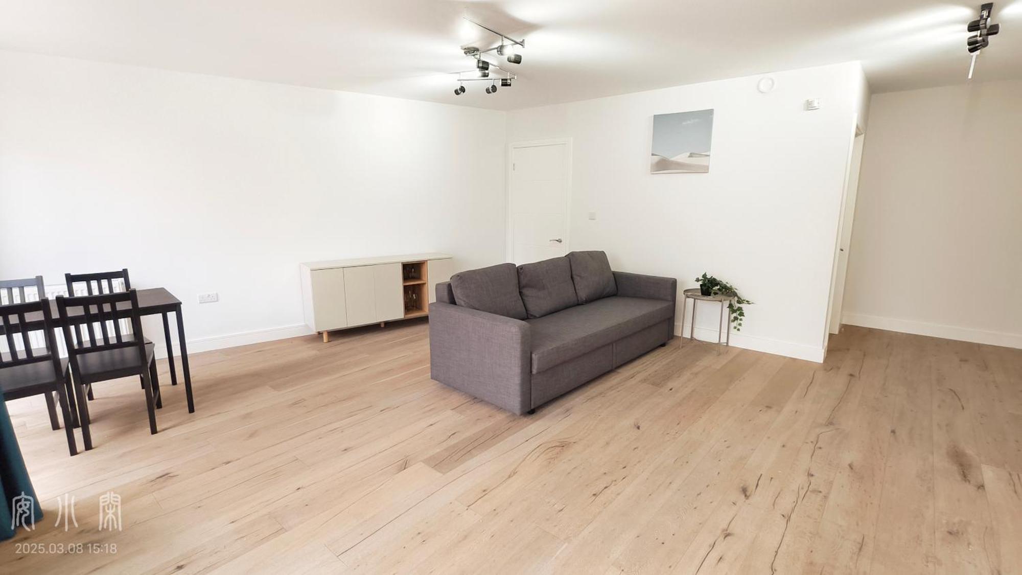 Beryl Road 1b2b In Hammersmith Apartment *