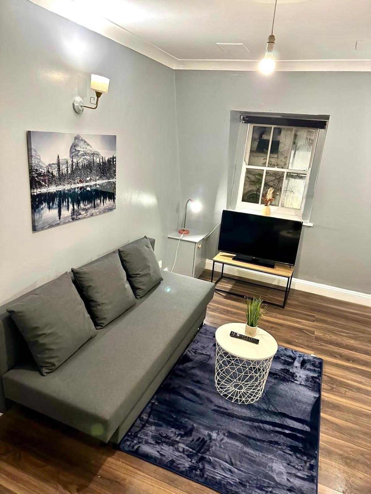 Cozy Corner Retreat London
