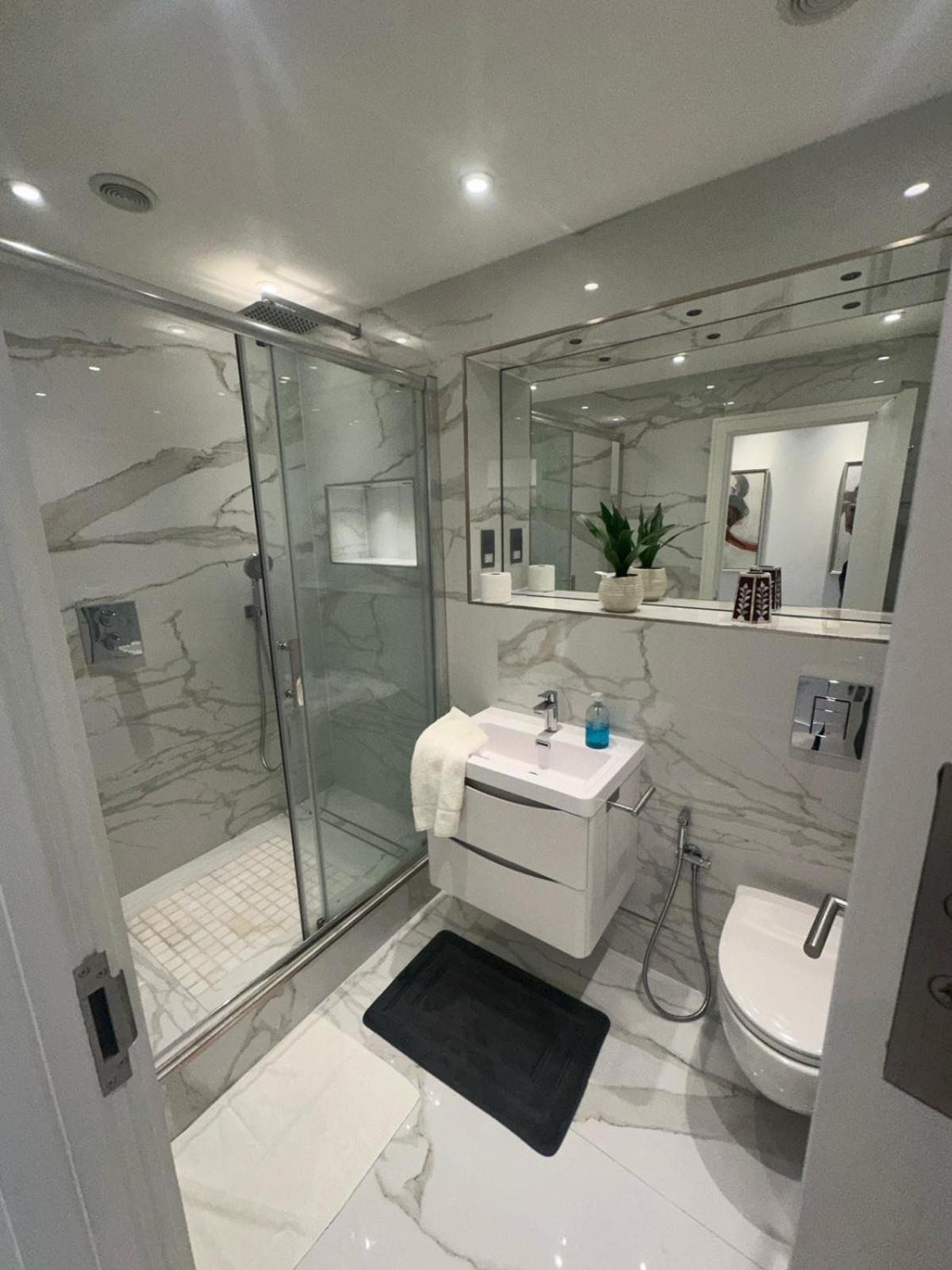Durrels House Apartment
