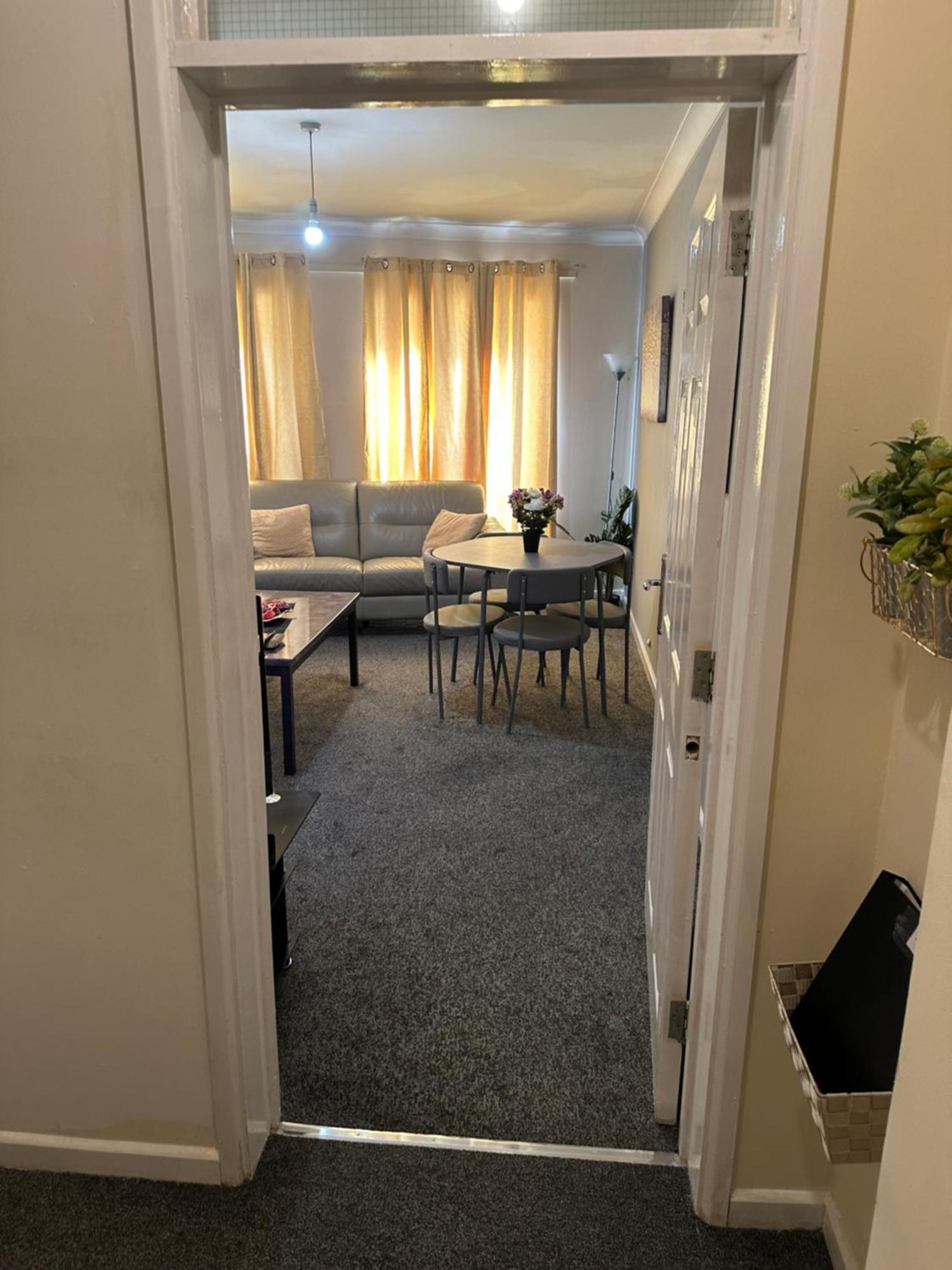 Great 2 Bed * London