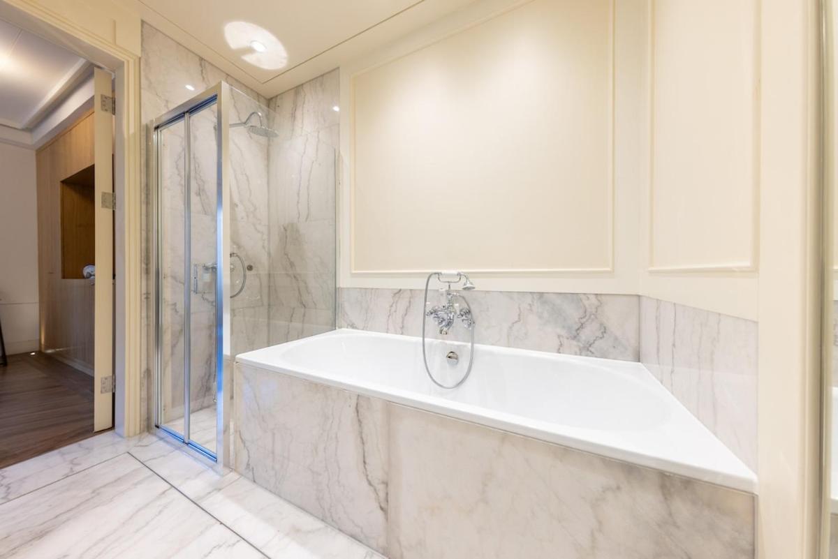 Entire Primrose Hill Townhouse - Modern Oasis #2 Holiday home *