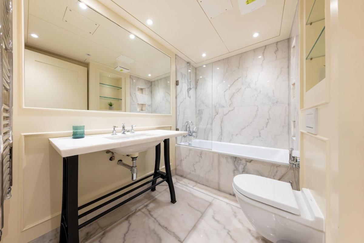Entire Primrose Hill Townhouse - Modern Oasis #2 Holiday home London