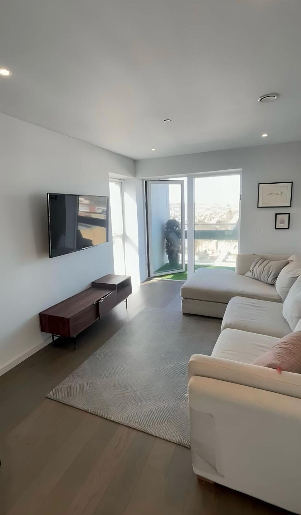 Londwell, Kings Cross St Pancras Luxury Balcony Penthouse Leilighet