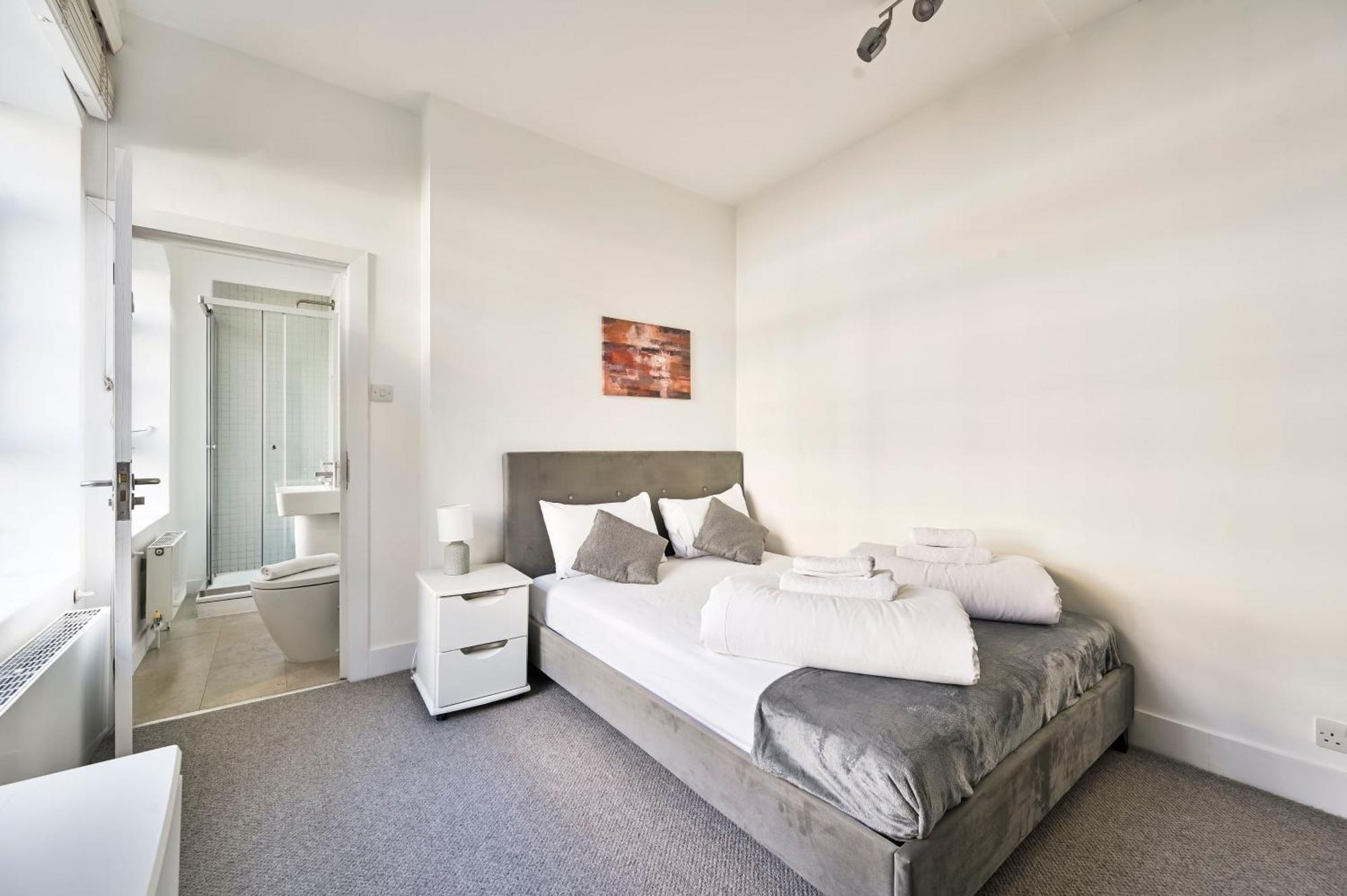 Apartamento Farringdon Comfortable 3 Bed Londres