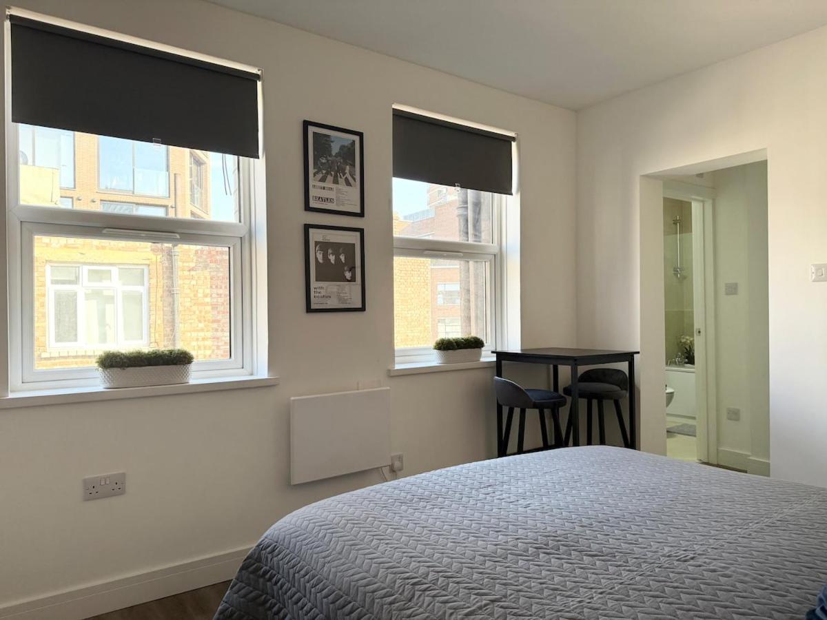 Apartment Flat In Old Street 6 *