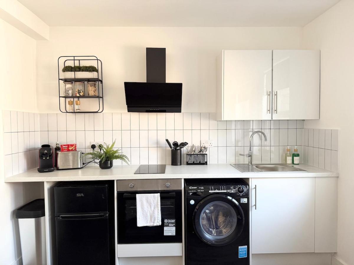 Apartment Flat In Old Street 6