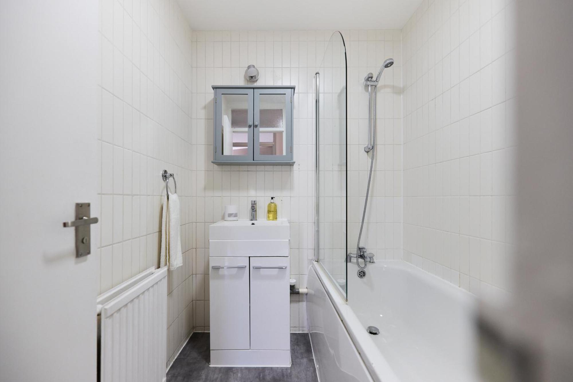 The West Hampstead Base - 2bdr *