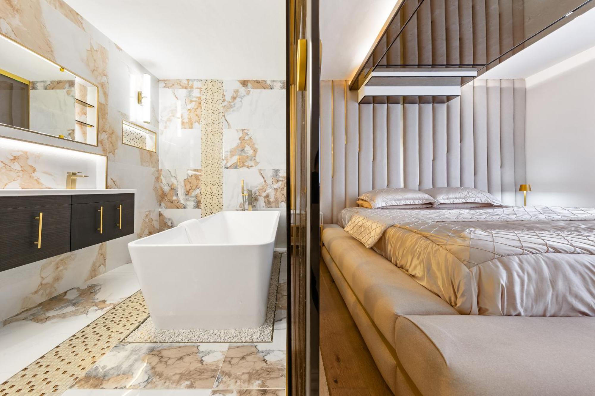 Billionaires 3 Bedroom Ultra Luxury Knightsbridge Hideaway By Harrods Apartment