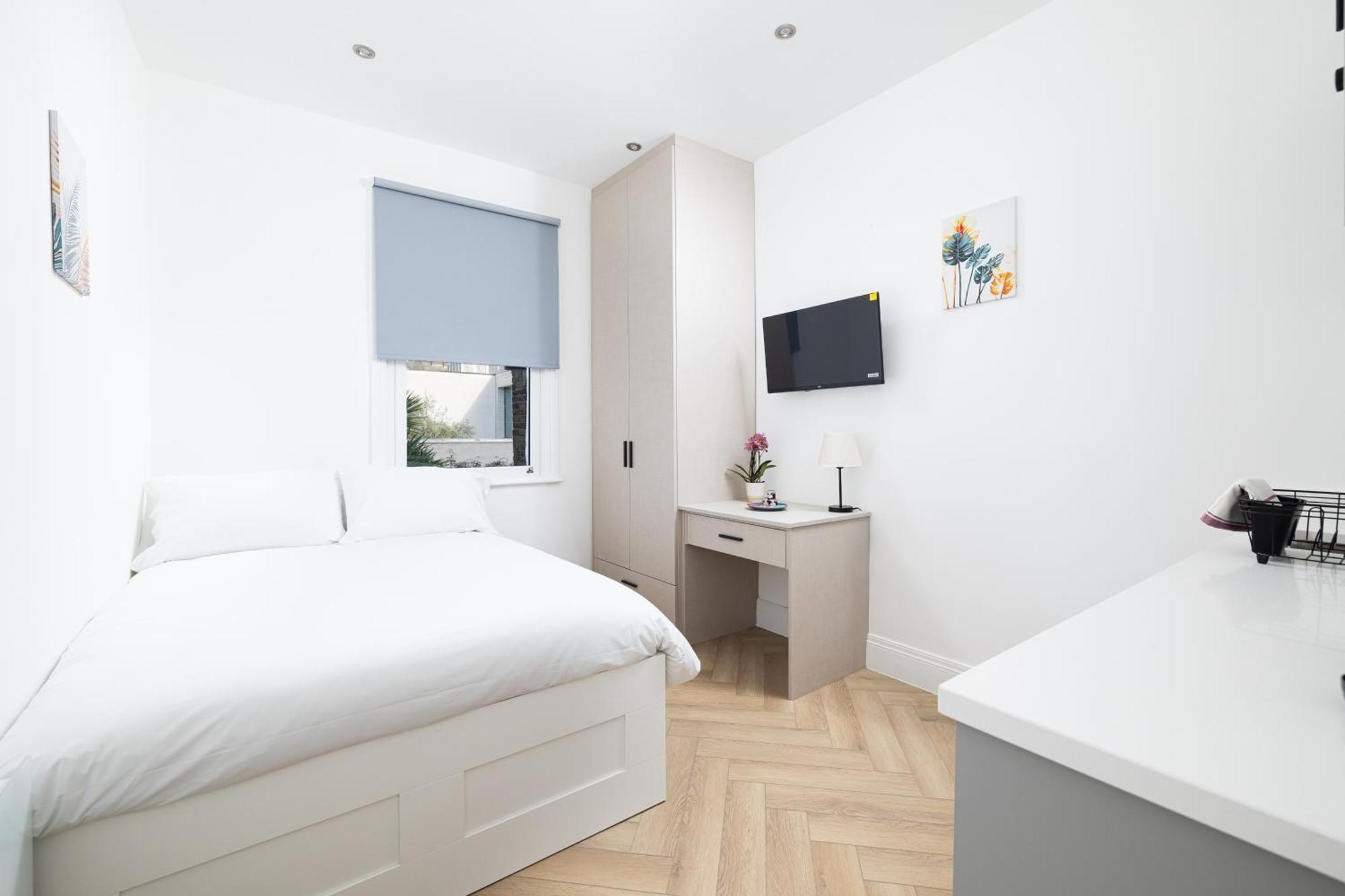 Charmstay Kensington Olympia London