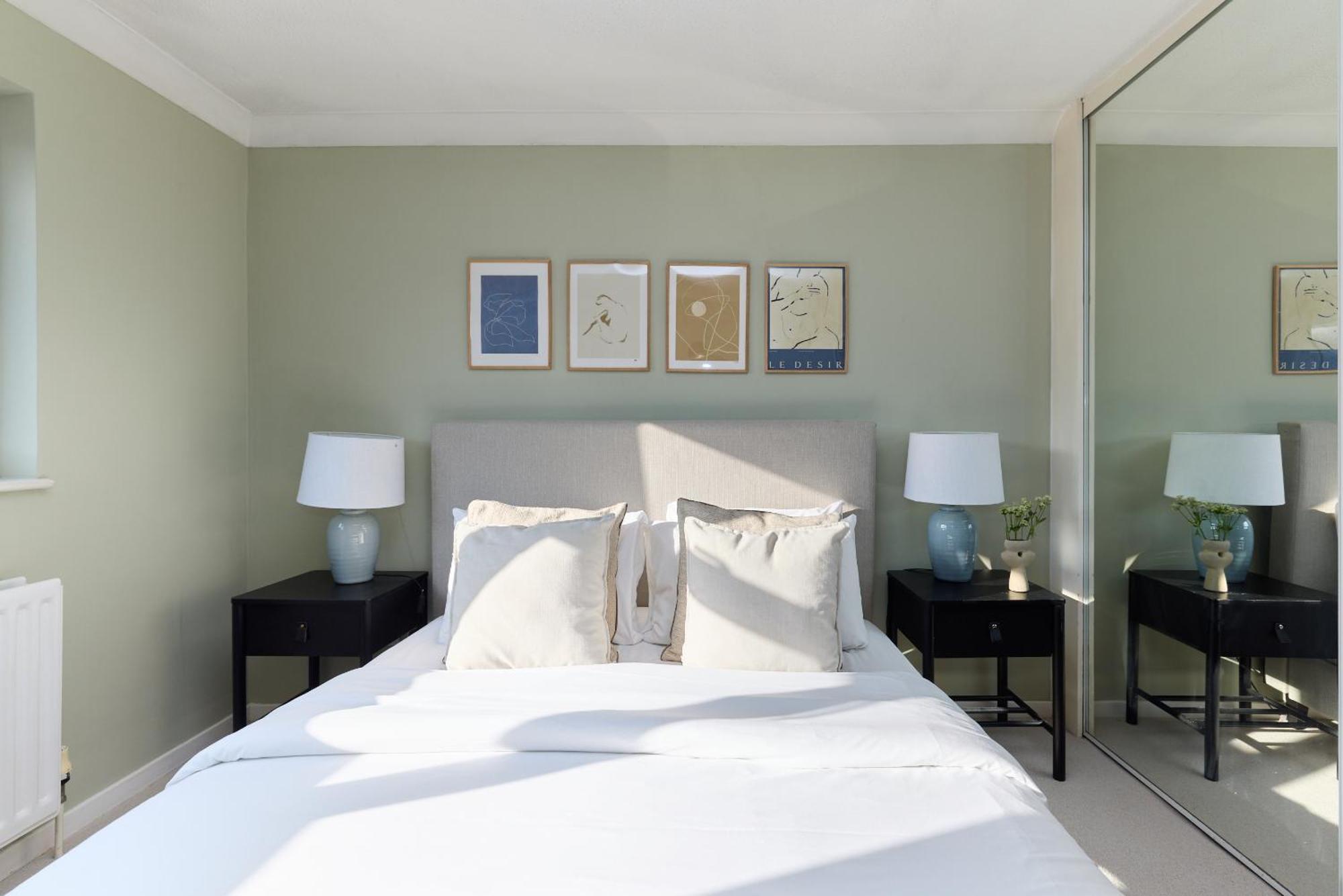 The Kennington Park Retreat - Inviting 2bdr Apartment London