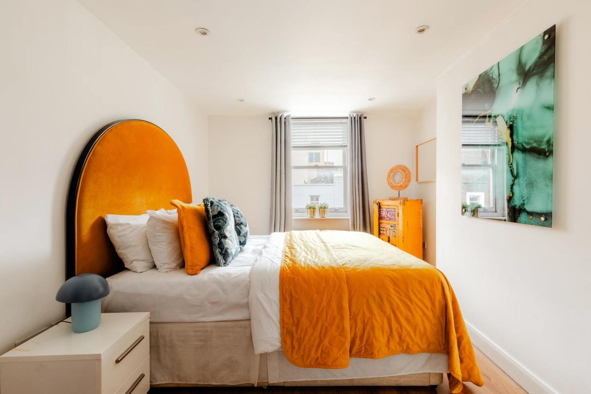 Architect's Sophisticated Private 3bed 3bath House Off Oxford St * London