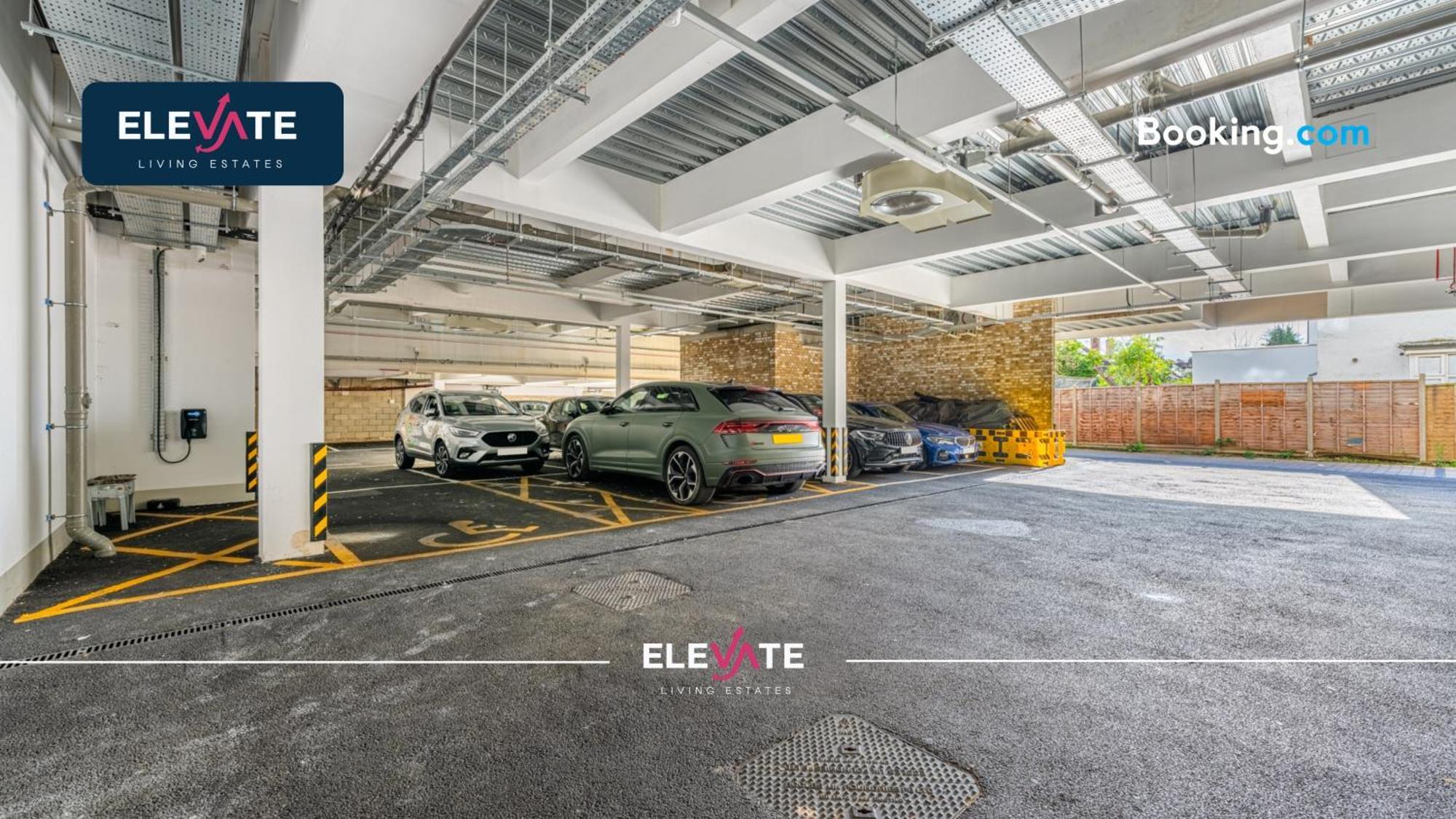 Last-minute Specials L Modern House L Wembley Stadium Location, Free Parking, 5 Min To Brent Cross West Station, Sleeps Up To 6 L Elevate Living Estates Short Lets Cricklewood & Brent Cross *