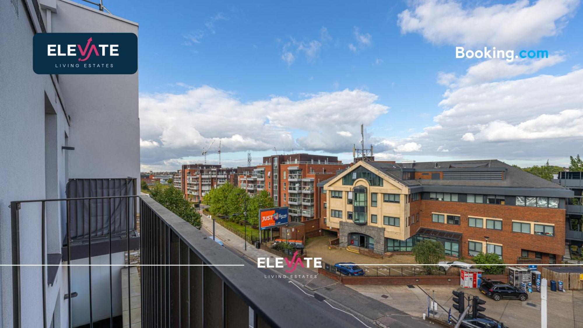 Last-minute Specials L Modern House L Wembley Stadium Location, Free Parking, 5 Min To Brent Cross West Station, Sleeps Up To 6 L Elevate Living Estates Short Lets Cricklewood & Brent Cross