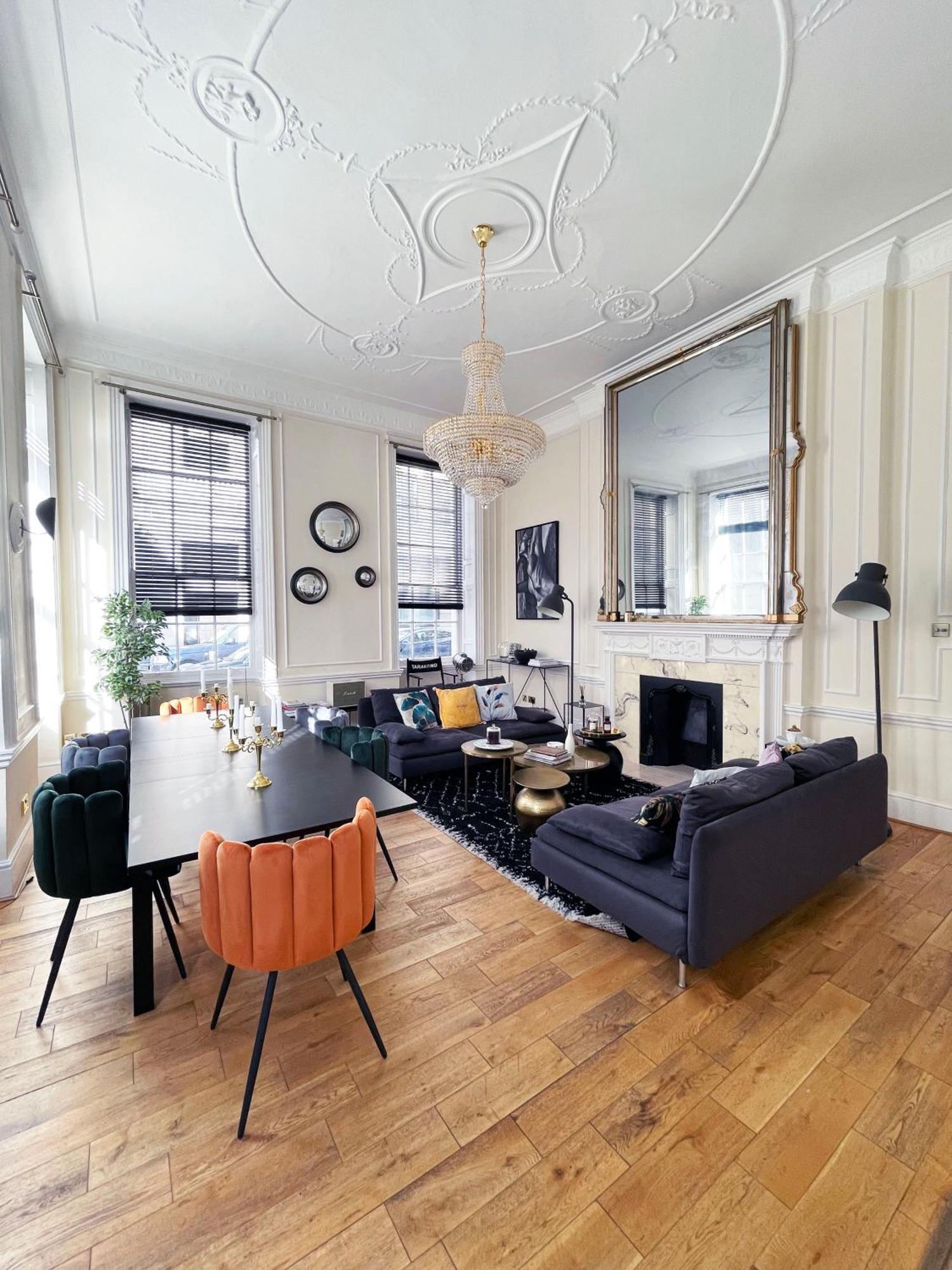 Robert House Gasthof *