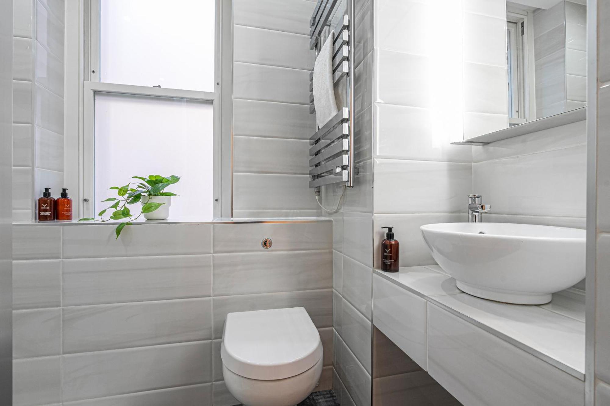 Baker Street Apartment London