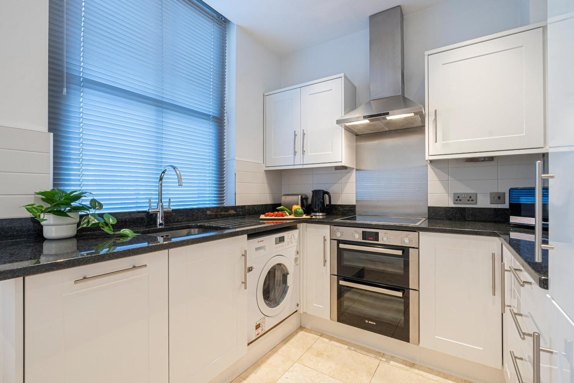 Baker Street Apartment London