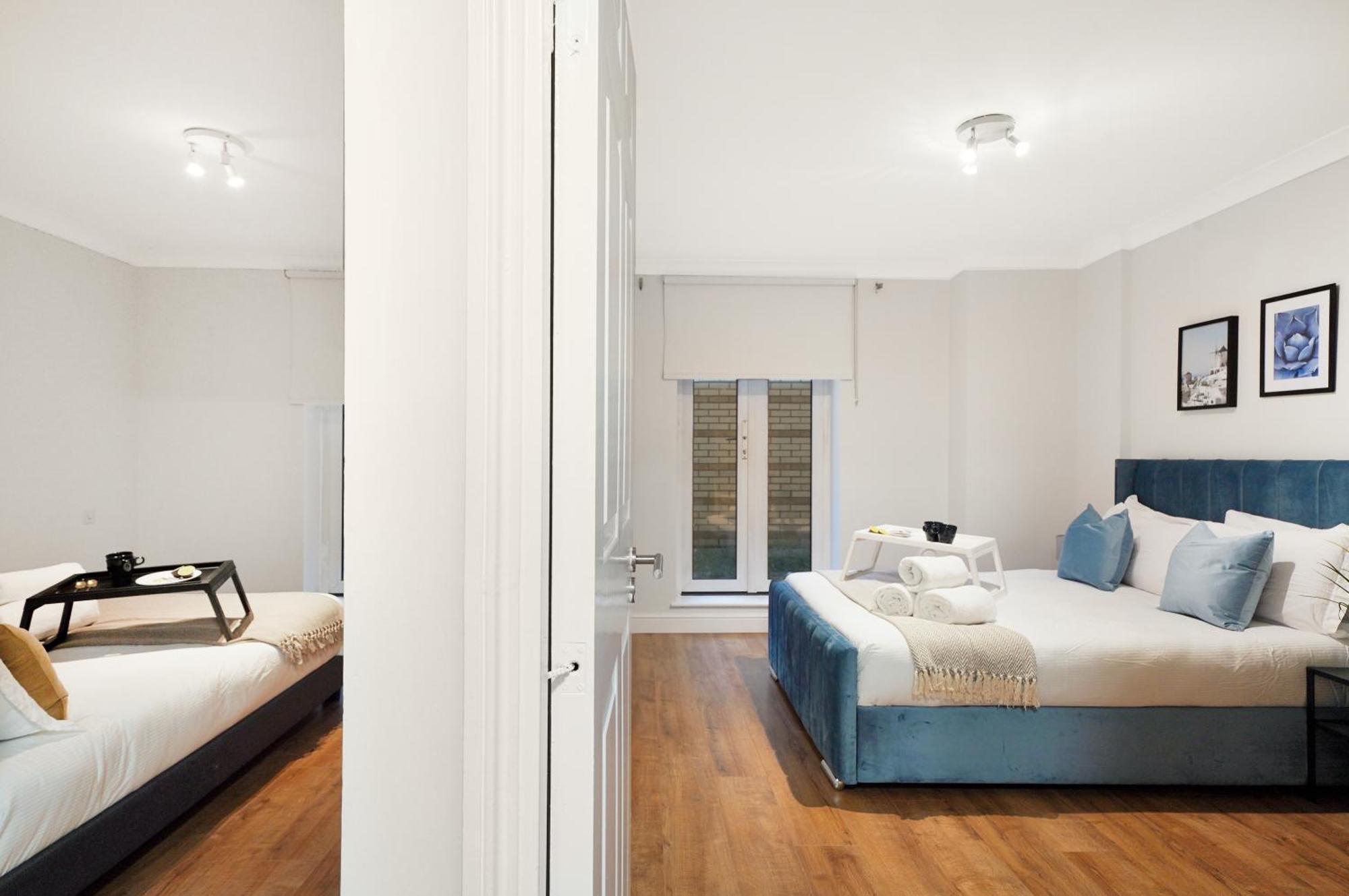Luxury 3-bed With Private Garden En-suites & Underground Parking Prime Nw6 Location Apartment *