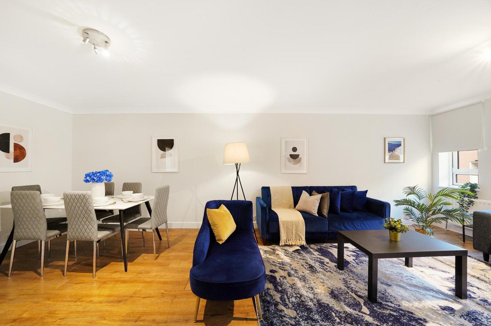 Luxury 3-bed With Private Garden En-suites & Underground Parking Prime Nw6 Location Apartment London