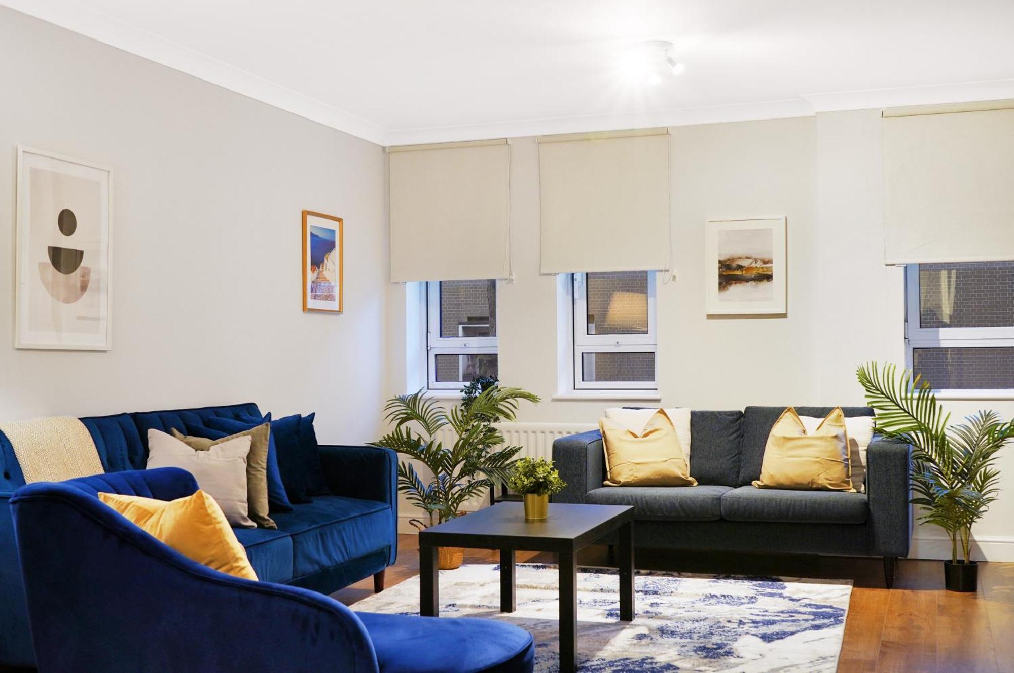 Apartment Luxury 3-bed With Private Garden En-suites & Underground Parking Prime Nw6 Location