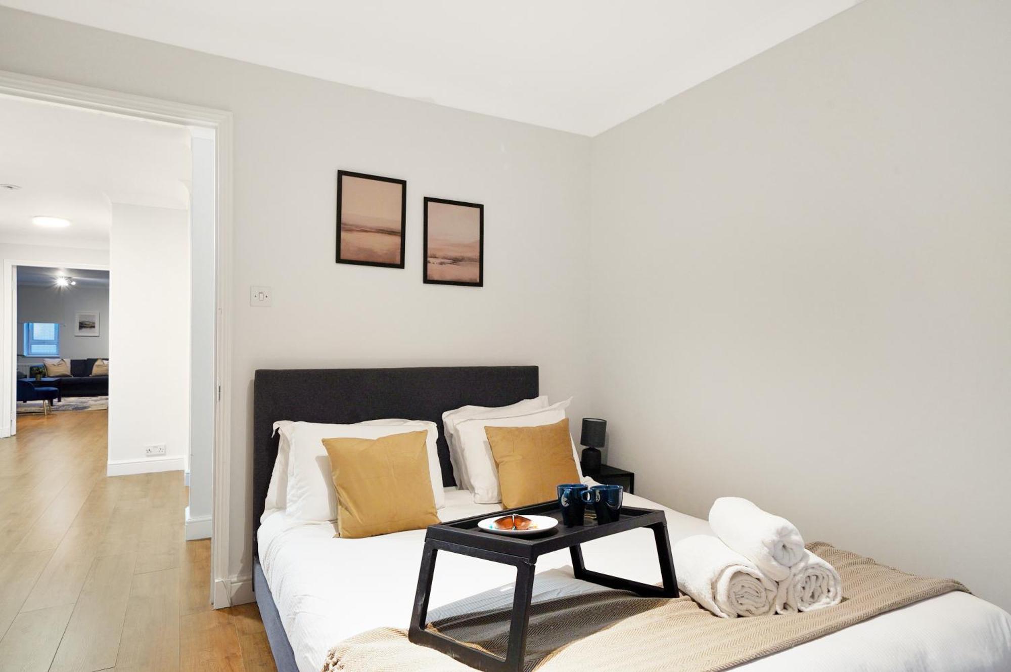 Luxury 3-bed With Private Garden En-suites & Underground Parking Prime Nw6 Location London