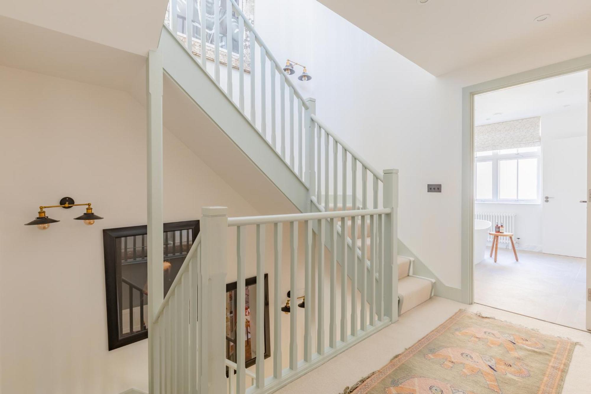 Impeccably Curated 2bd South East *