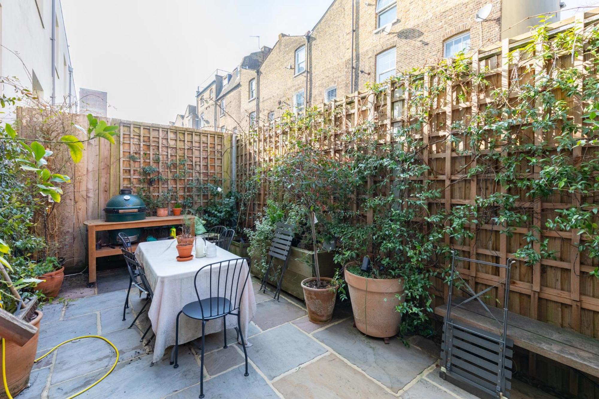 Impeccably Curated 2bd South East Holiday home London