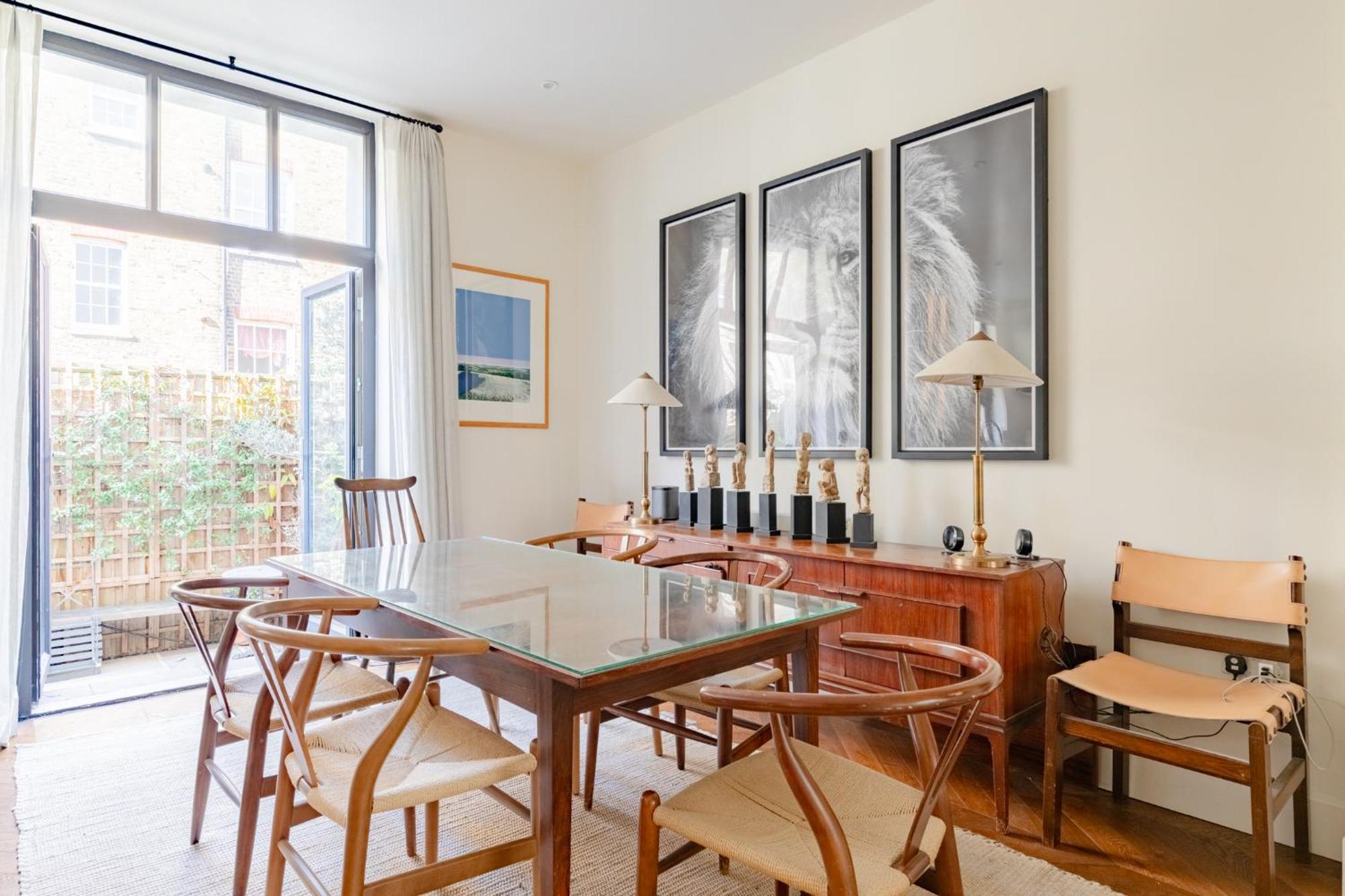 Impeccably Curated 2bd South East London