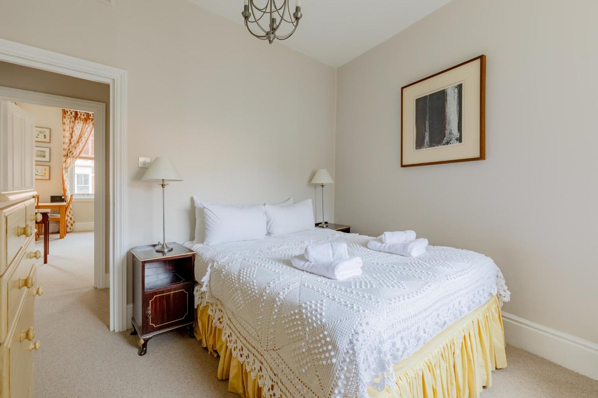 Apartment Vintage 1bd Flat 5 Mins From Earls Court Station London