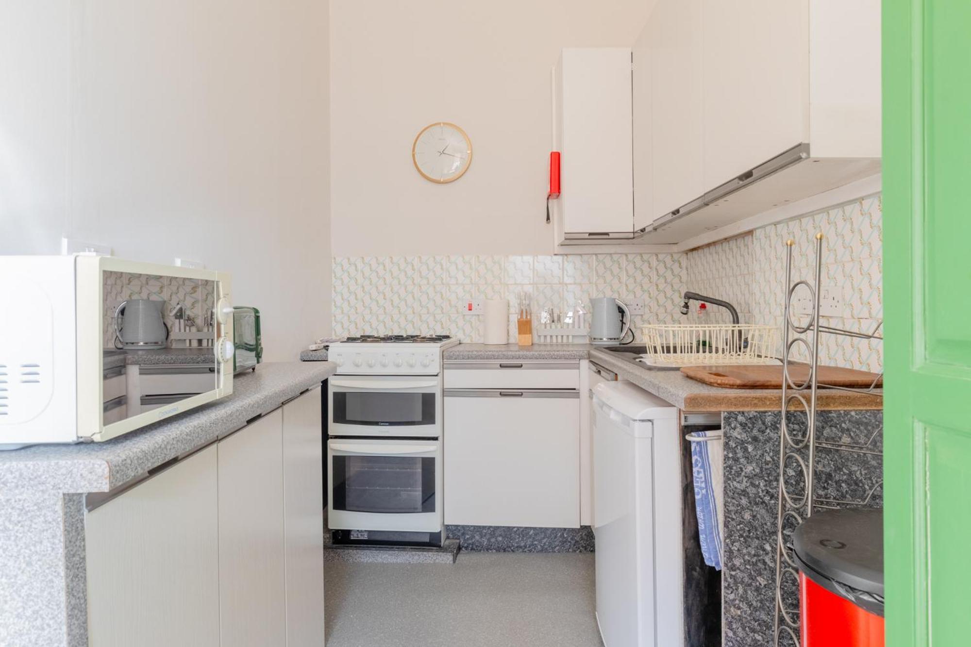 Vintage 1bd Flat 5 Mins From Earls Court Station London