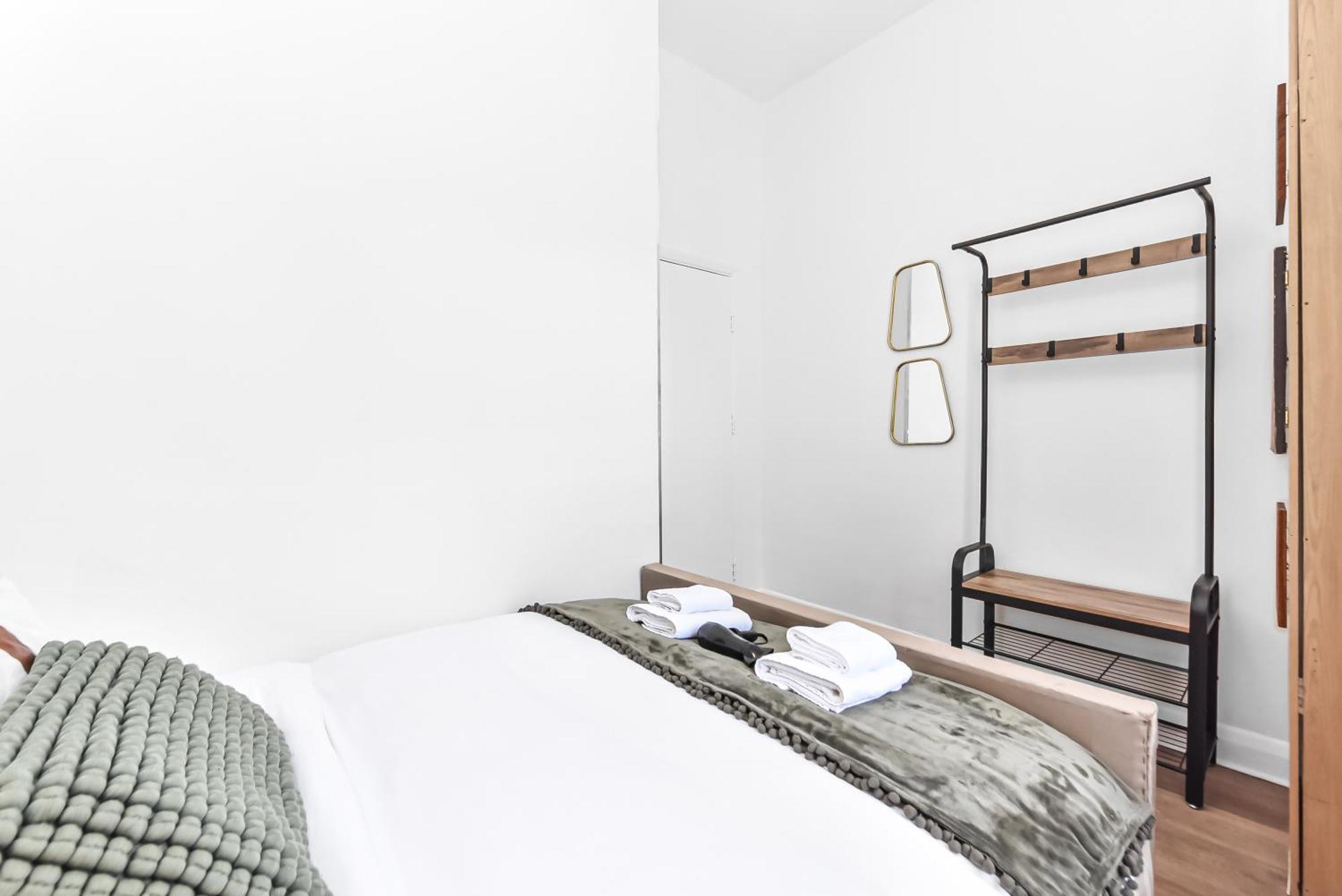 Prime Location In Camden 4 Mins To Kings Cross, 1 Mins To Euston * London