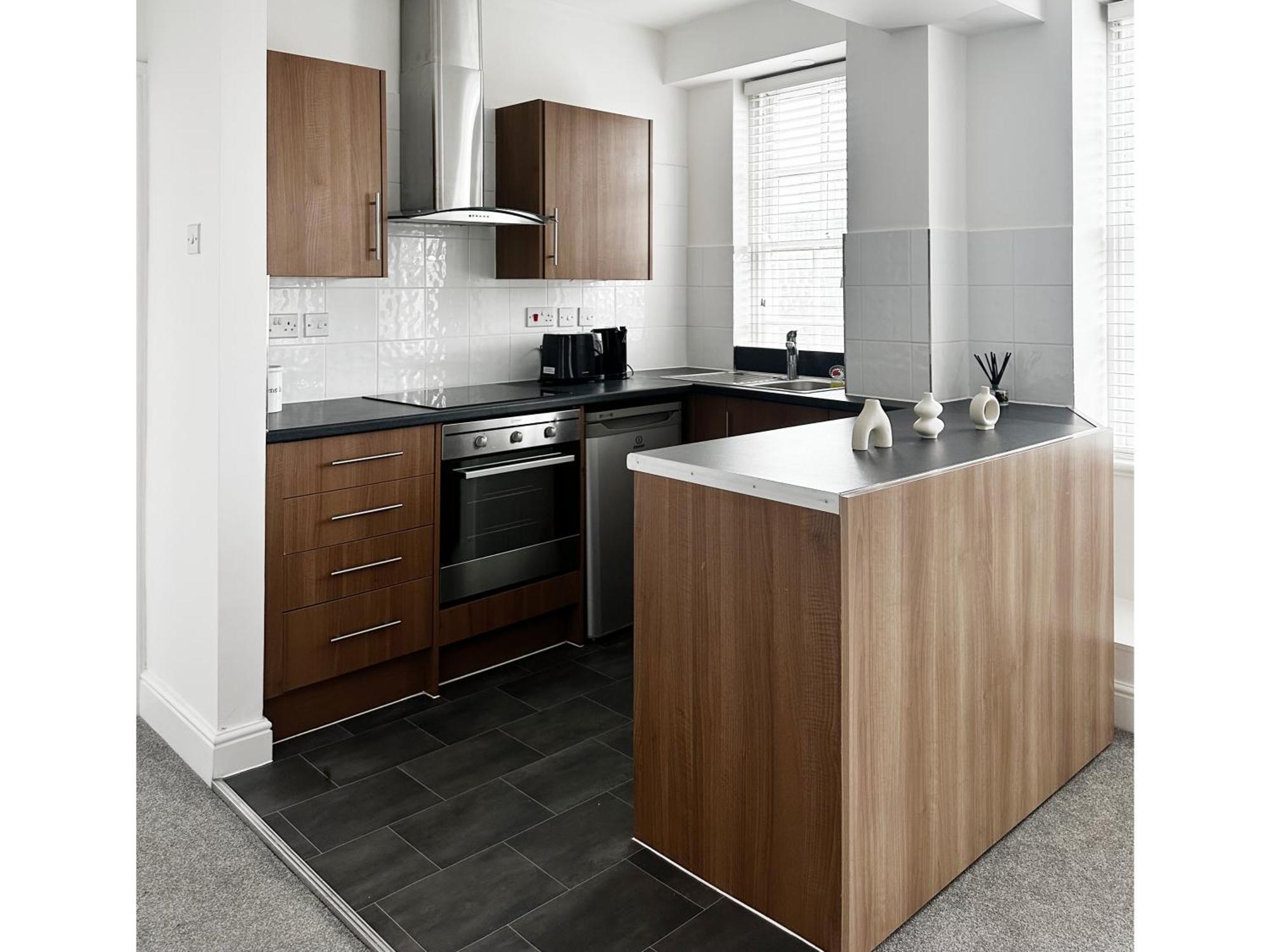 Riverside Modern One Bedroom Leilighet